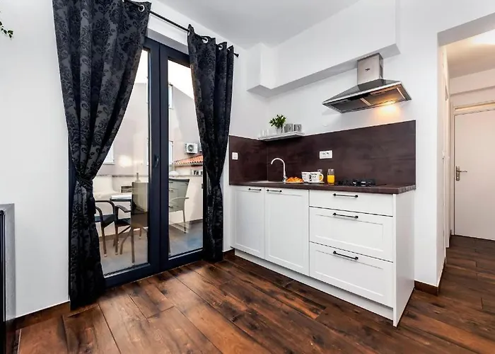 Deluxe Apartments A&A - 2