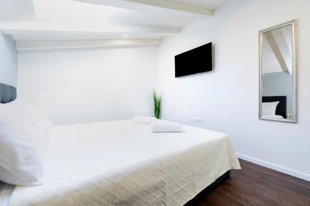 Deluxe A&a - 2 Apartment