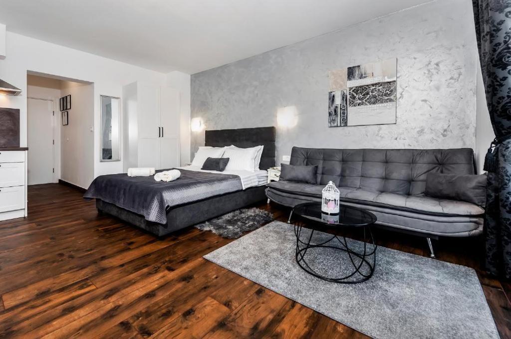 Apartment Deluxe A&a - 2